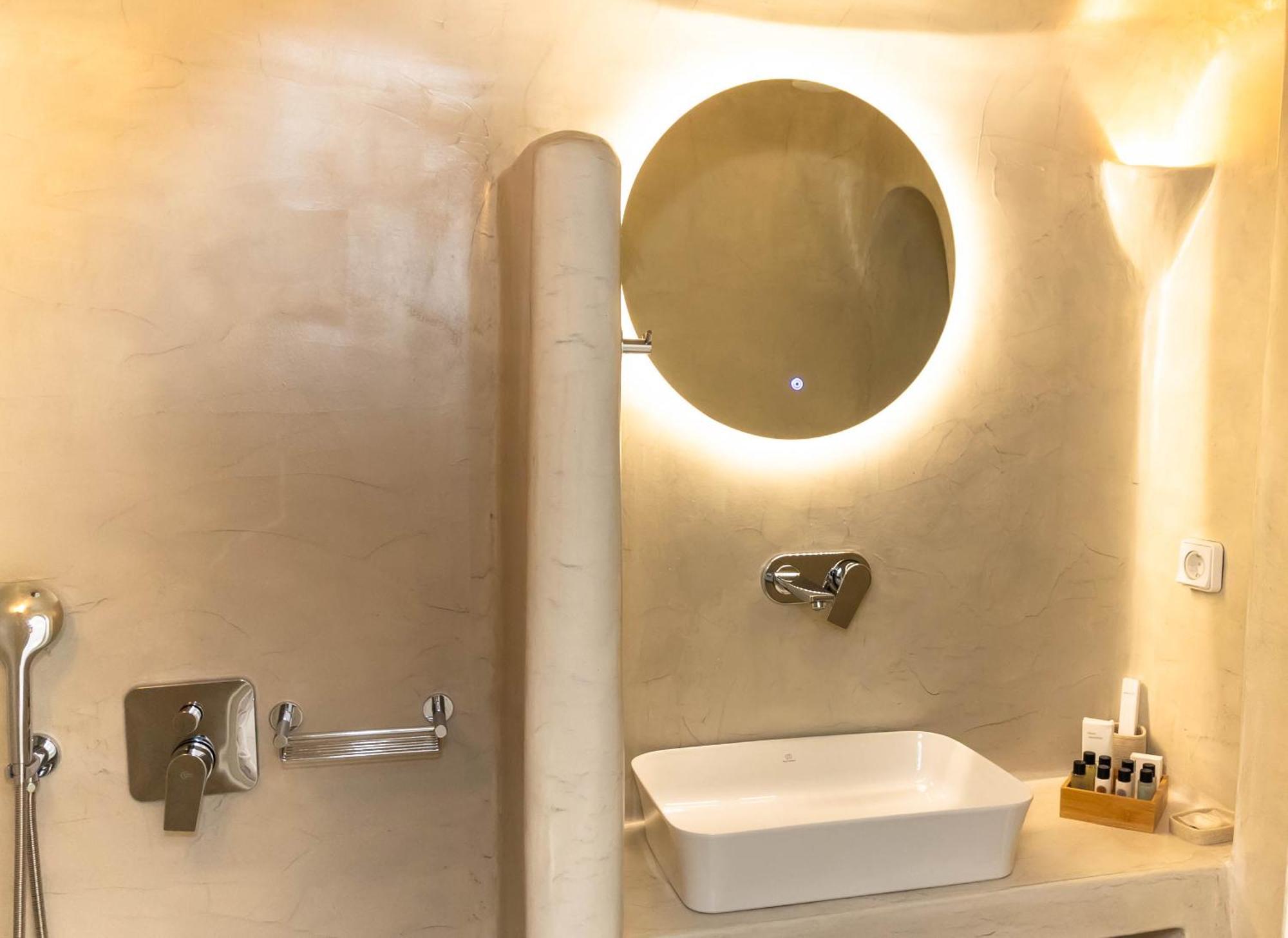 Andreas Hospitality Apartment ฟิรา ภายนอก รูปภาพ